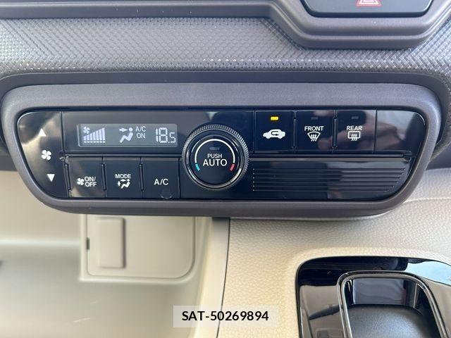 Honda N BOX 2018-02 8336982-21