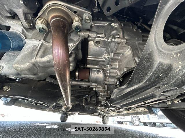 Honda N BOX 2018-02 8336982-27
