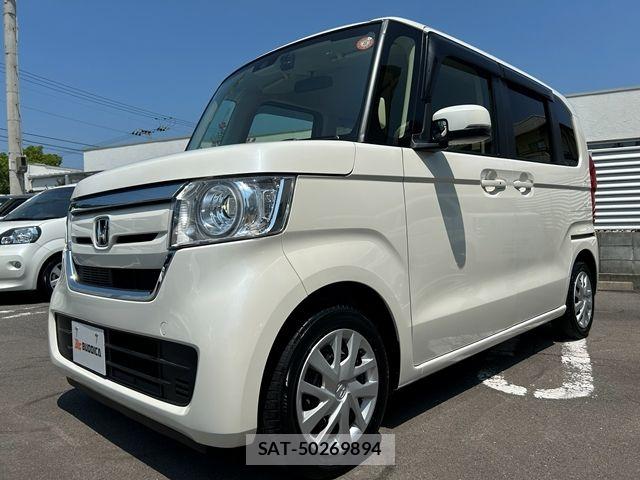 Honda N BOX 2018-02 8336982-3