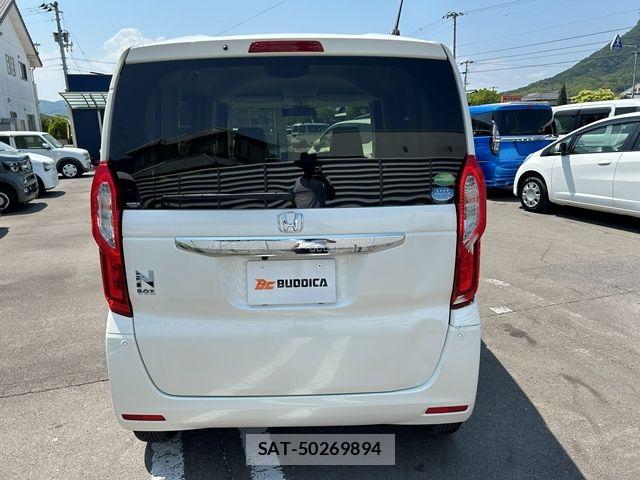 Honda N BOX 2018-02 8336982-7