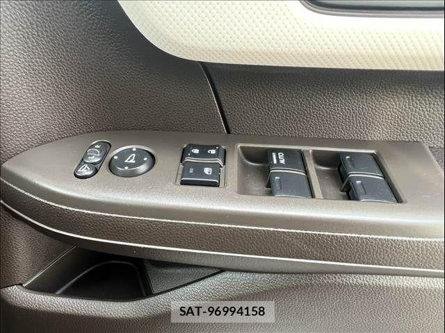 Honda N BOX 2021-07 8336979-27
