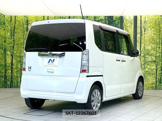 Honda N BOX 2017-04 8336978-16