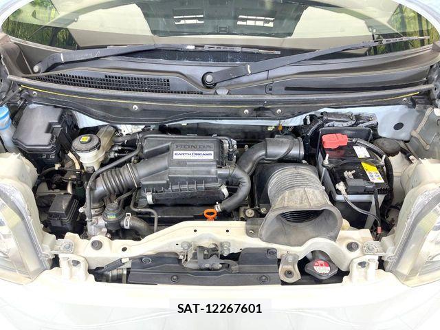 Honda N BOX 2017-04 8336978-17