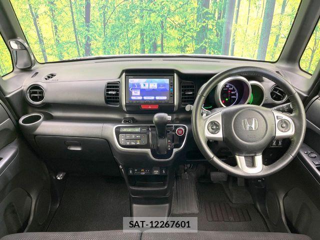 Honda N BOX 2017-04 8336978-1