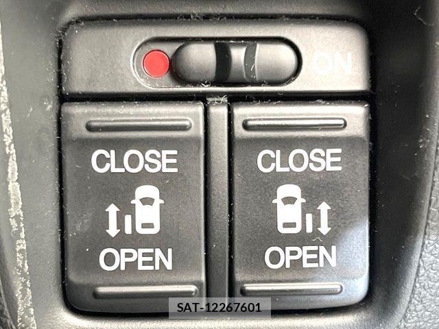 Honda N BOX 2017-04 8336978-4