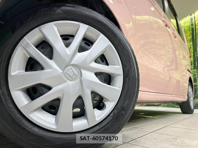 Honda N BOX 2017-11 8336973-12
