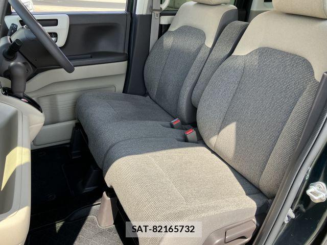Honda N BOX 2019-06 8336975-12