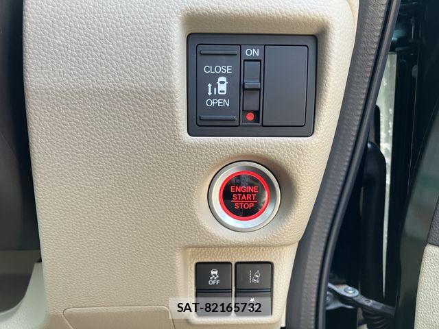 Honda N BOX 2019-06 8336975-24