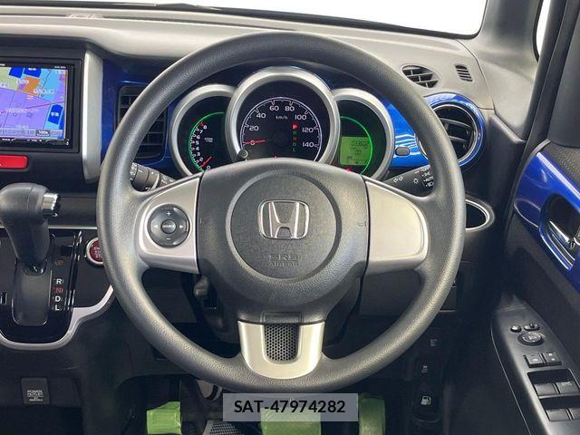 Honda N BOX 2015-06 8336987-10
