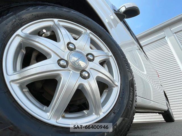 Honda N BOX 2021-06 8336976-13