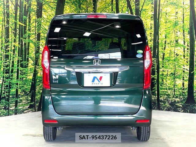 Honda N BOX 2017-10 8336972-15