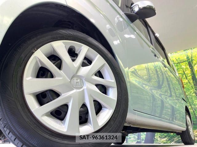 Honda N BOX 2019-03 8336967-12