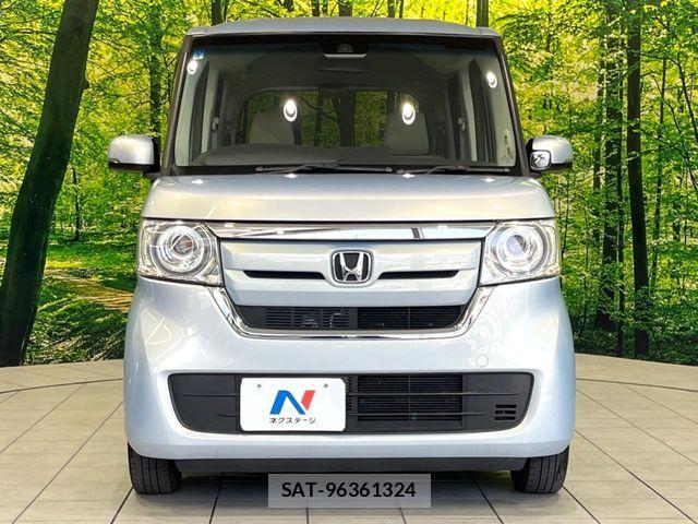 Honda N BOX 2019-03 8336967-13
