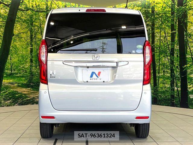 Honda N BOX 2019-03 8336967-14
