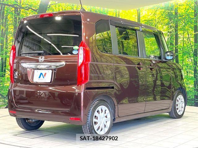 Honda N BOX 2019-06 8336966-16