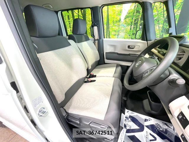 Honda N BOX 2026-06 8336945-7