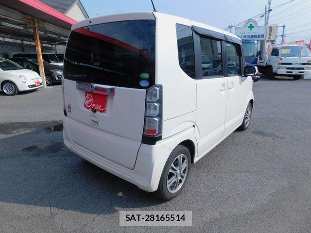 Honda N BOX 2014-03 8334982-5