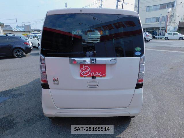 Honda N BOX 2014-03 8334982-6