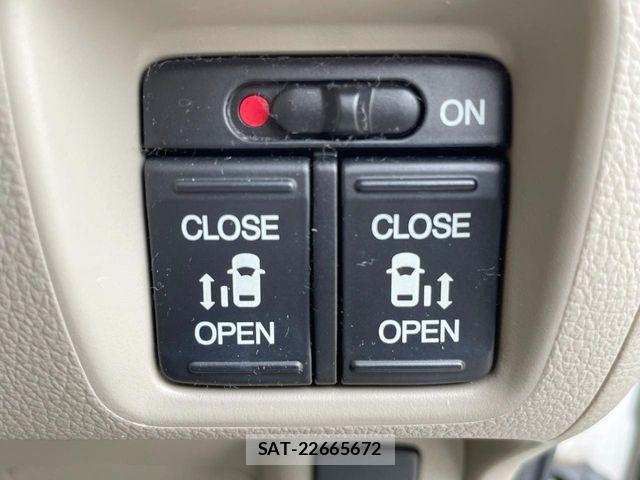 Honda N BOX 2017-07 8336990-4