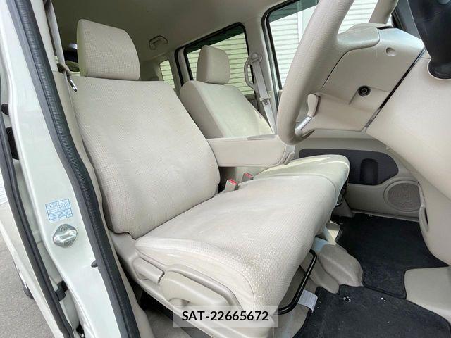 Honda N BOX 2017-07 8336990-7