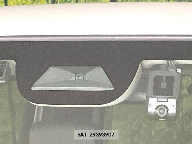 Honda N BOX 2023-12 8336939-4