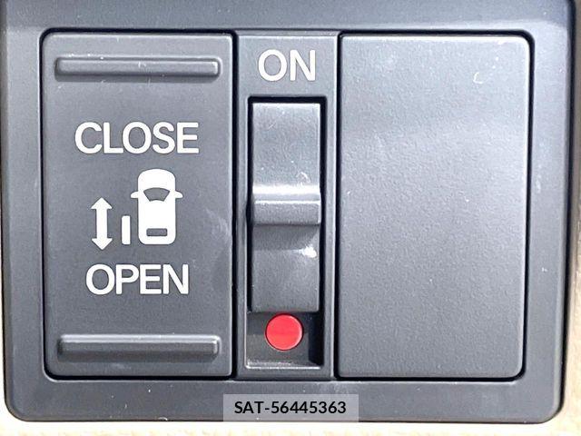 Honda N BOX 2017-12 8336974-4