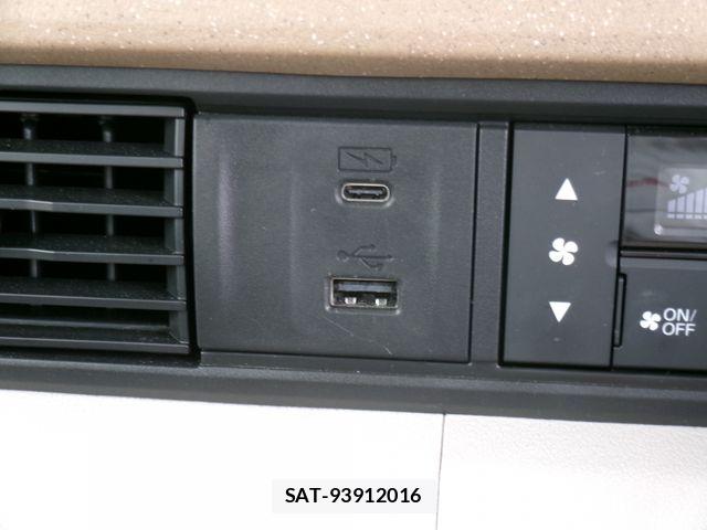 Honda N BOX 2025-02 8336936-15