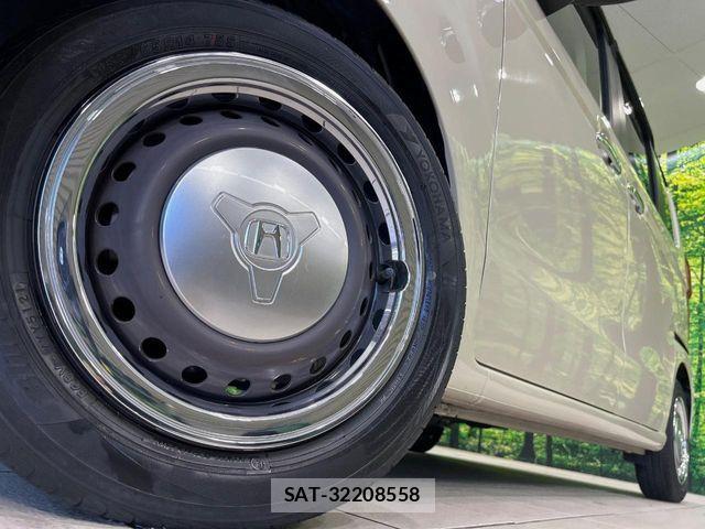 Honda N BOX 2022-02 8336952-12