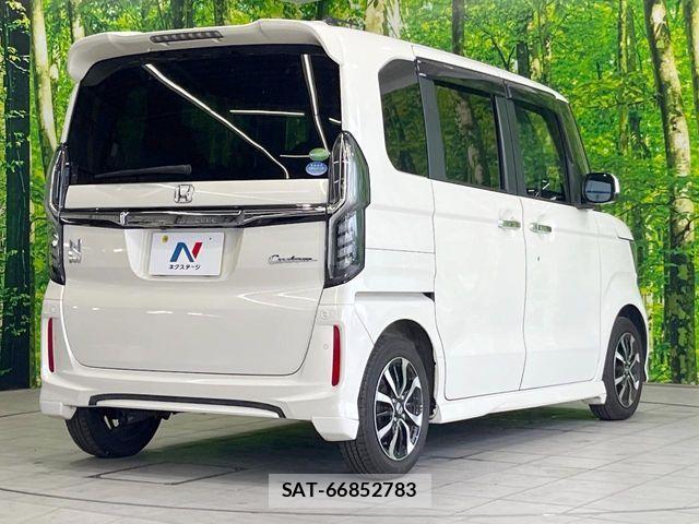Honda N BOX 2018-02 8336969-16