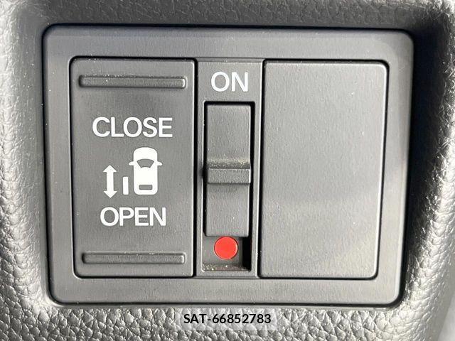 Honda N BOX 2018-02 8336969-6