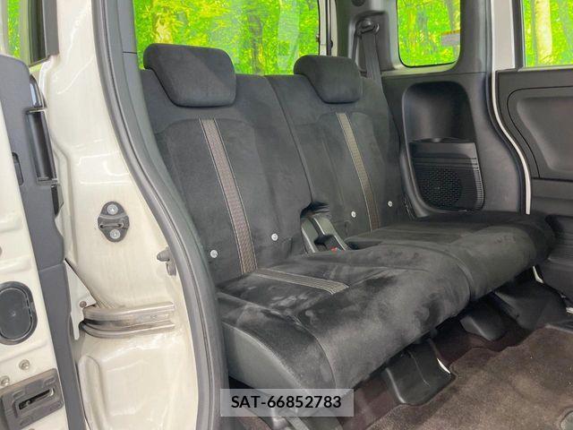 Honda N BOX 2018-02 8336969-8