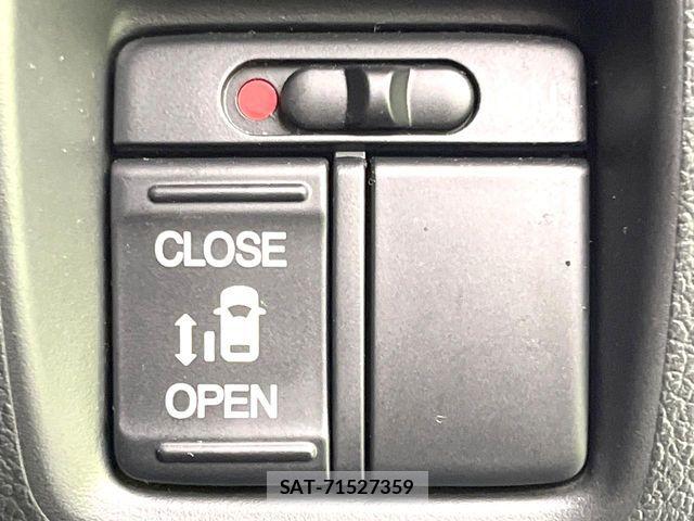 Honda N BOX 2015-01 8336992-4