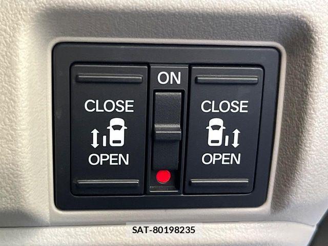 Honda N BOX 2024-05 8336943-2