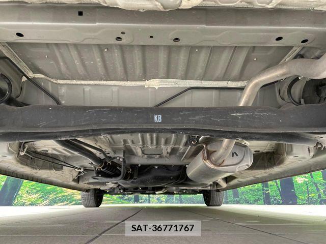 Honda N BOX 2023-06 8355088-18