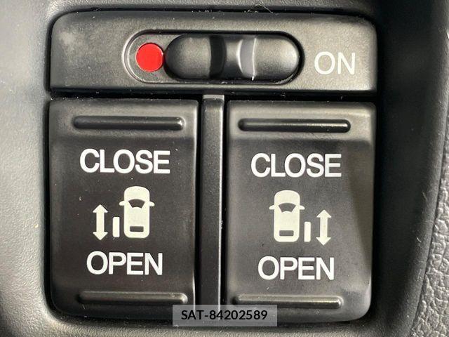 Honda N BOX 2013-05 8353783-4