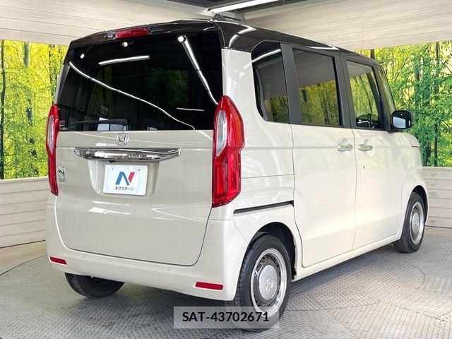 Honda N BOX 2022-11 8355081-16