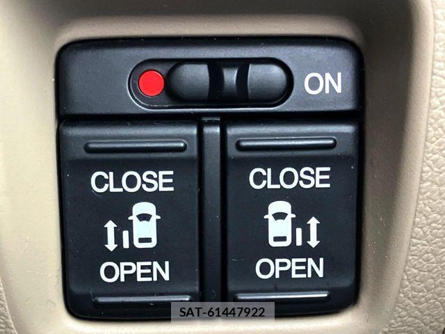 Honda N BOX 2017-06 8355107-4