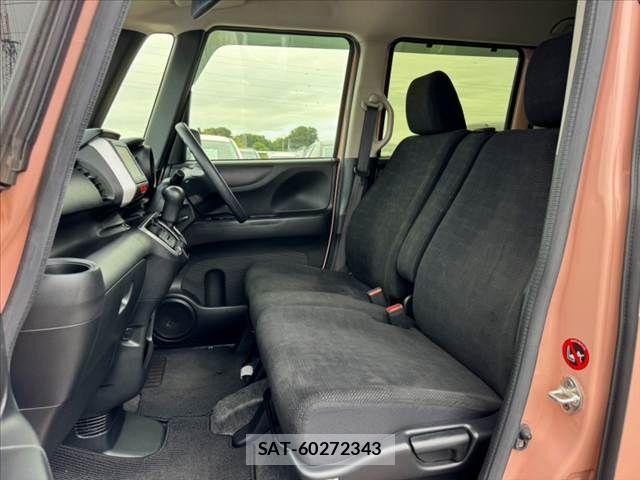 Honda N BOX 2017-04 8355111-16