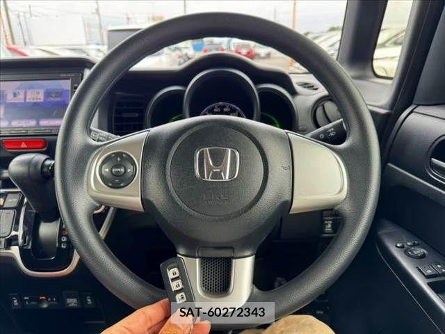 Honda N BOX 2017-04 8355111-6