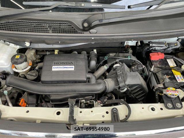 Honda N BOX 2018-02 8355093-17