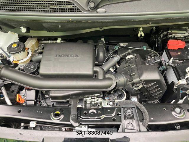 Honda N BOX 2026-05 8355082-17