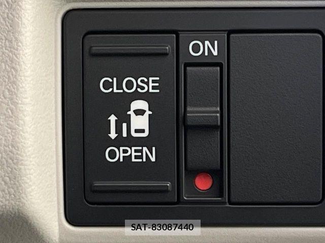Honda N BOX 2026-05 8355082-5