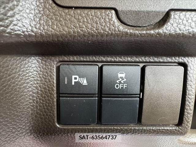 Honda N BOX 2022-07 8355112-4