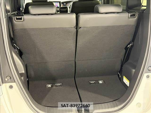 Honda N BOX 2021-06 8355092-13