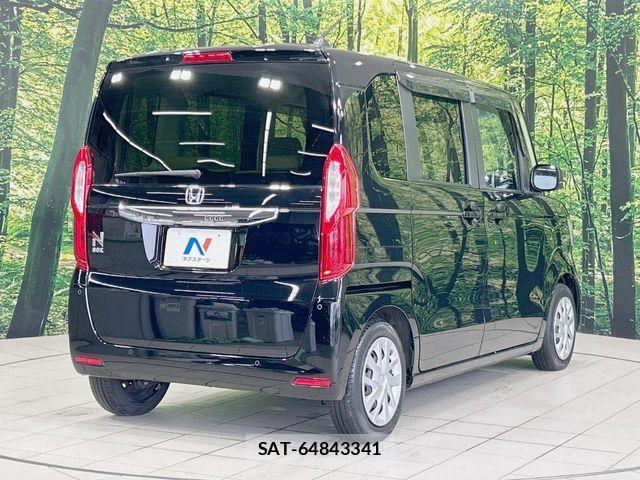 Honda N BOX 2021-03 8355094-16