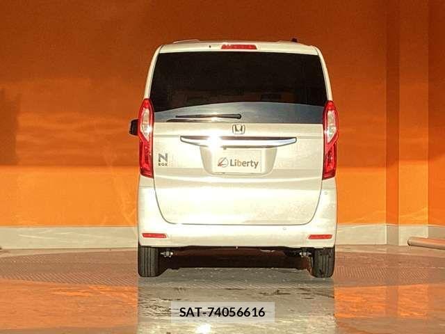 Honda N BOX 2023-04 8367343-10