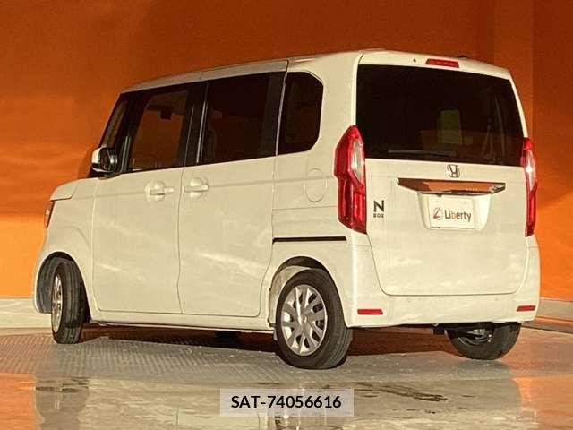 Honda N BOX 2023-04 8367343-11