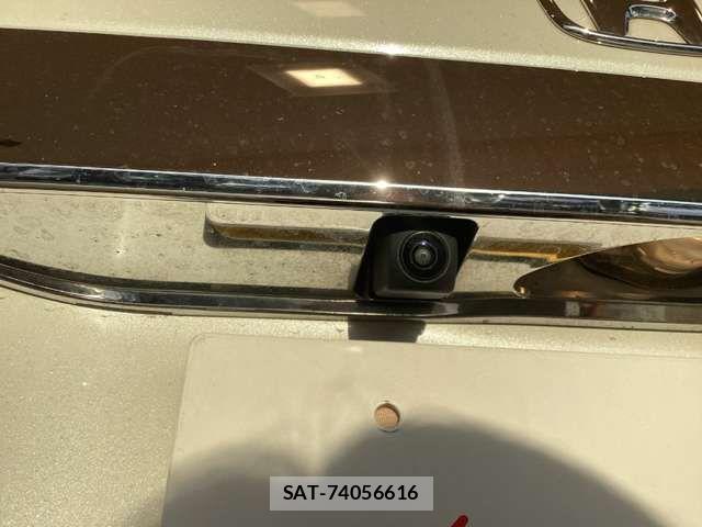 Honda N BOX 2023-04 8367343-16