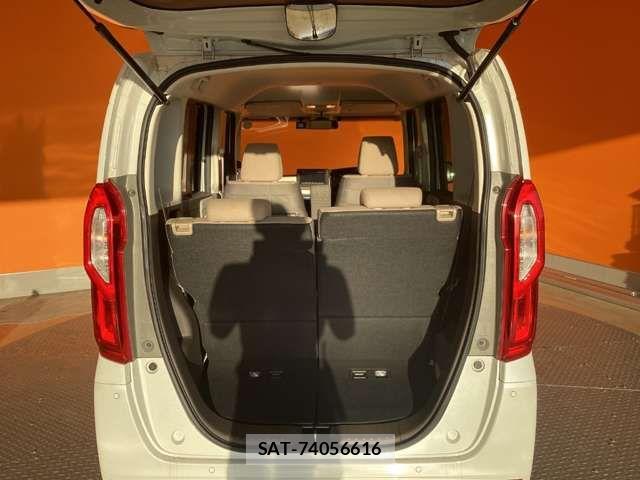 Honda N BOX 2023-04 8367343-17