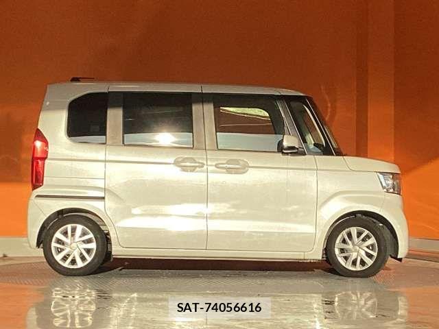 Honda N BOX 2023-04 8367343-8